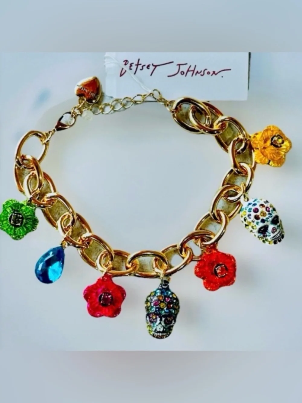 NWT Betsey Johnson Gold Tone Flower & Sugar Skull Charm Bracelet - Picture 5 of 6